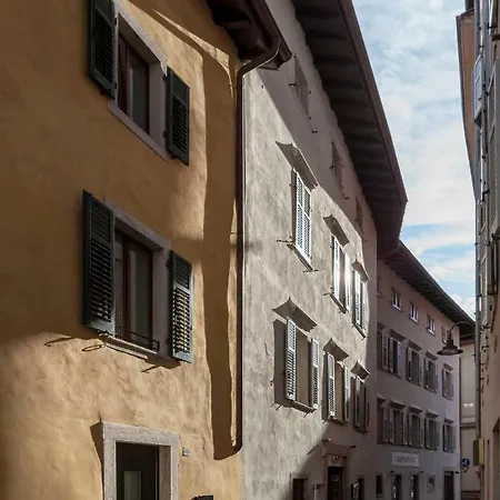 Casa Trentini - Atemporary Art Apartments Trento Exterior photo